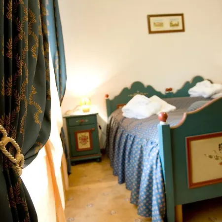 Eden Hotel 3*